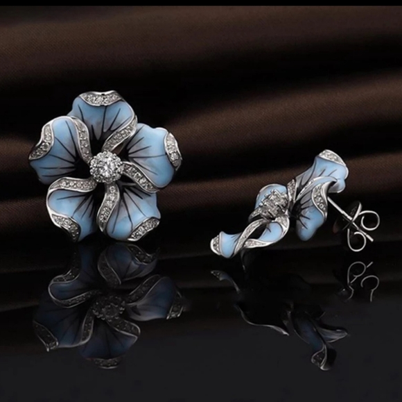 Blue Flower Enamel Earrings - Picture 4 of 5